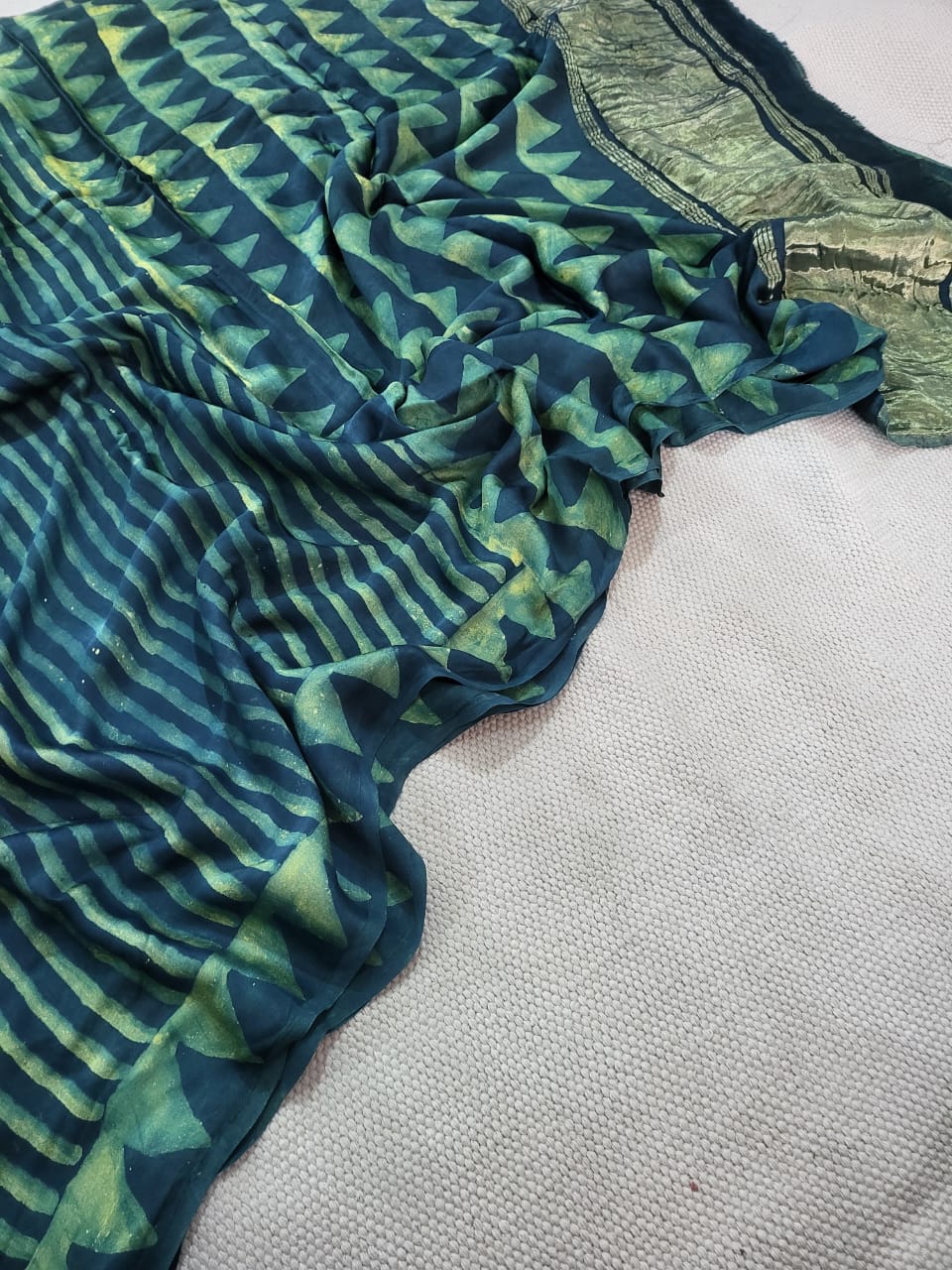 Nashpal Tissue lagadi pallu modal silk sarees