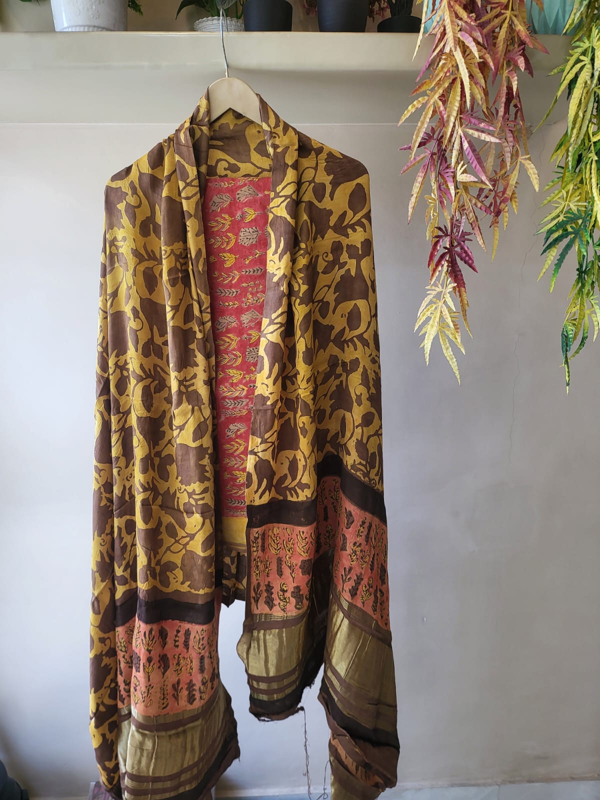 Nashpal Tissue zari lagadi dupatta modal silk sets