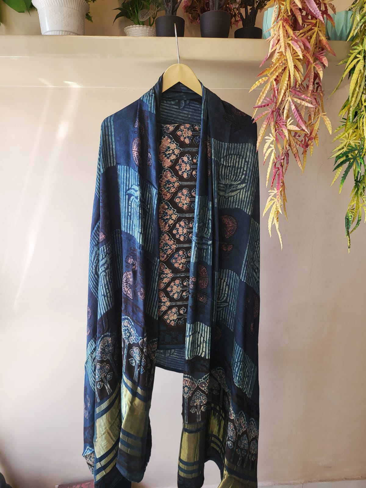 Nashpal Tissue zari lagadi dupatta modal silk sets