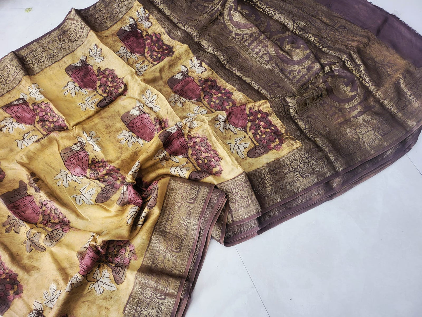 Nashpal Pomegranate Dola silk sarees
