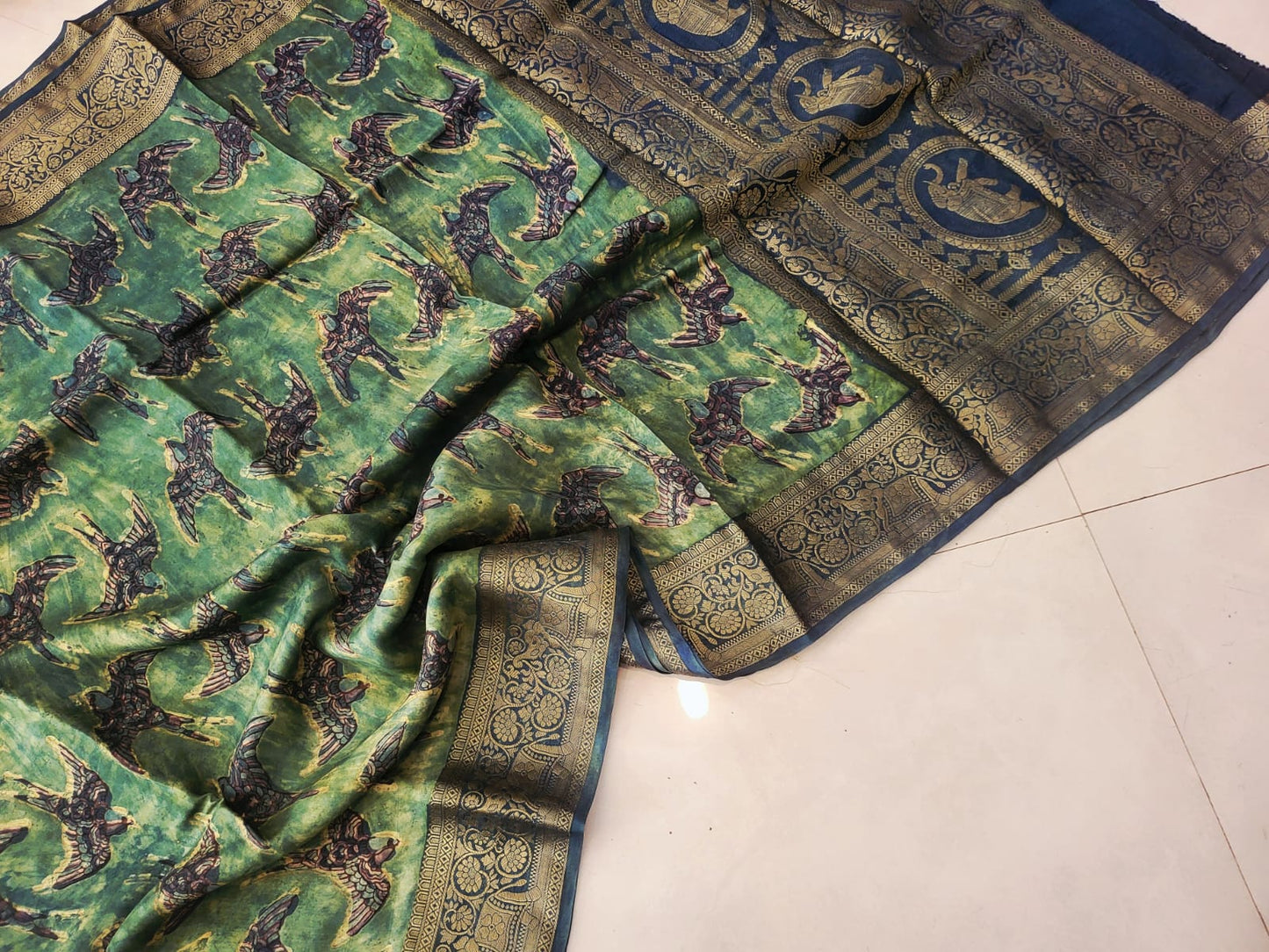 Nashpal Pomegranate Dola silk sarees