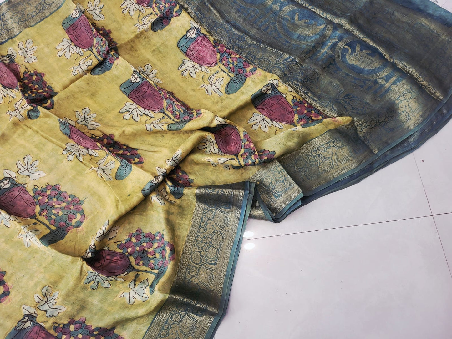 Nashpal Pomegranate Dola silk sarees