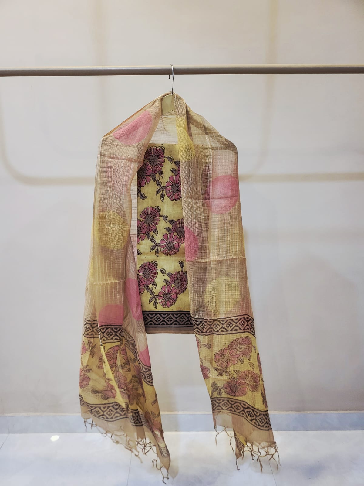 Nashpal kota cotton suits sets