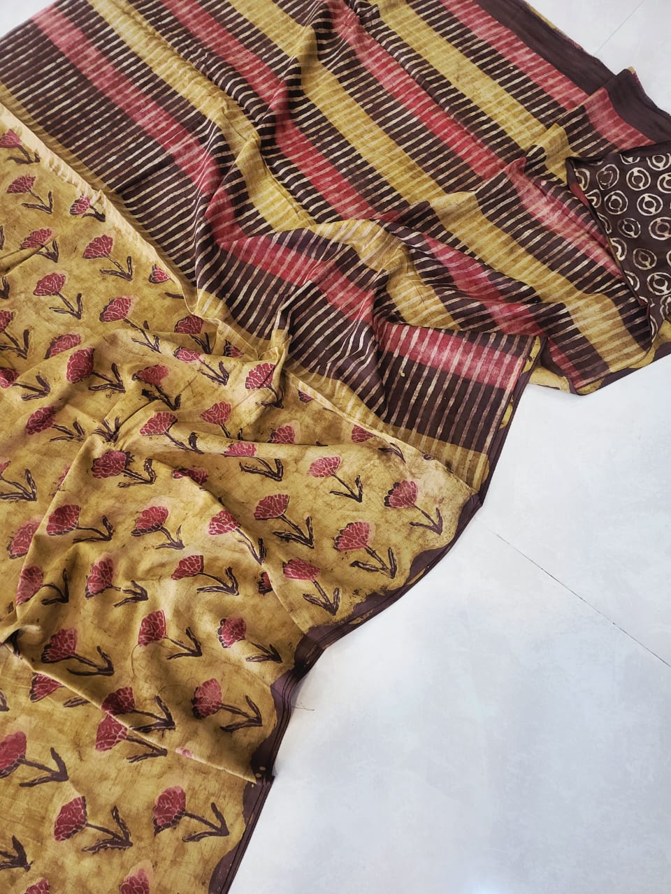 Nashpal dyes Ajrakh Prints Pure Mul Cotton sarees