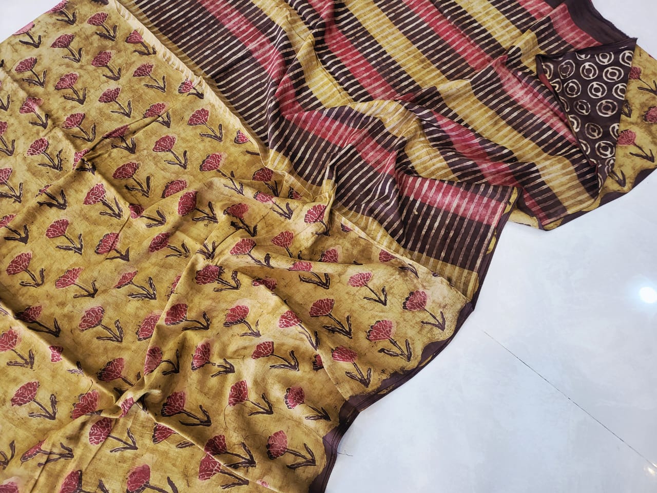 Nashpal dyes Ajrakh Prints Pure Mul Cotton sarees