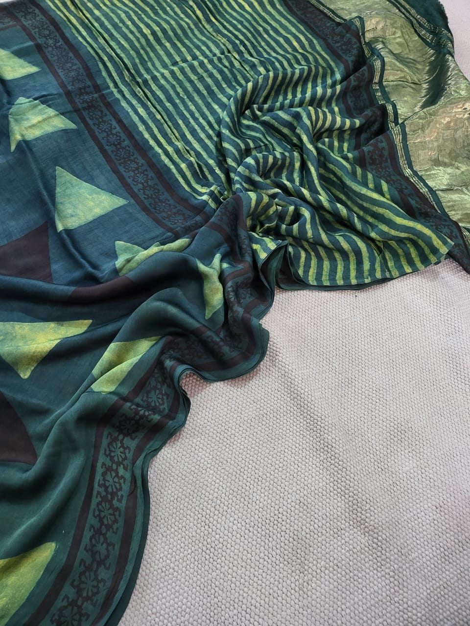 Nashpal Tissue lagadi pallu modal silk sarees