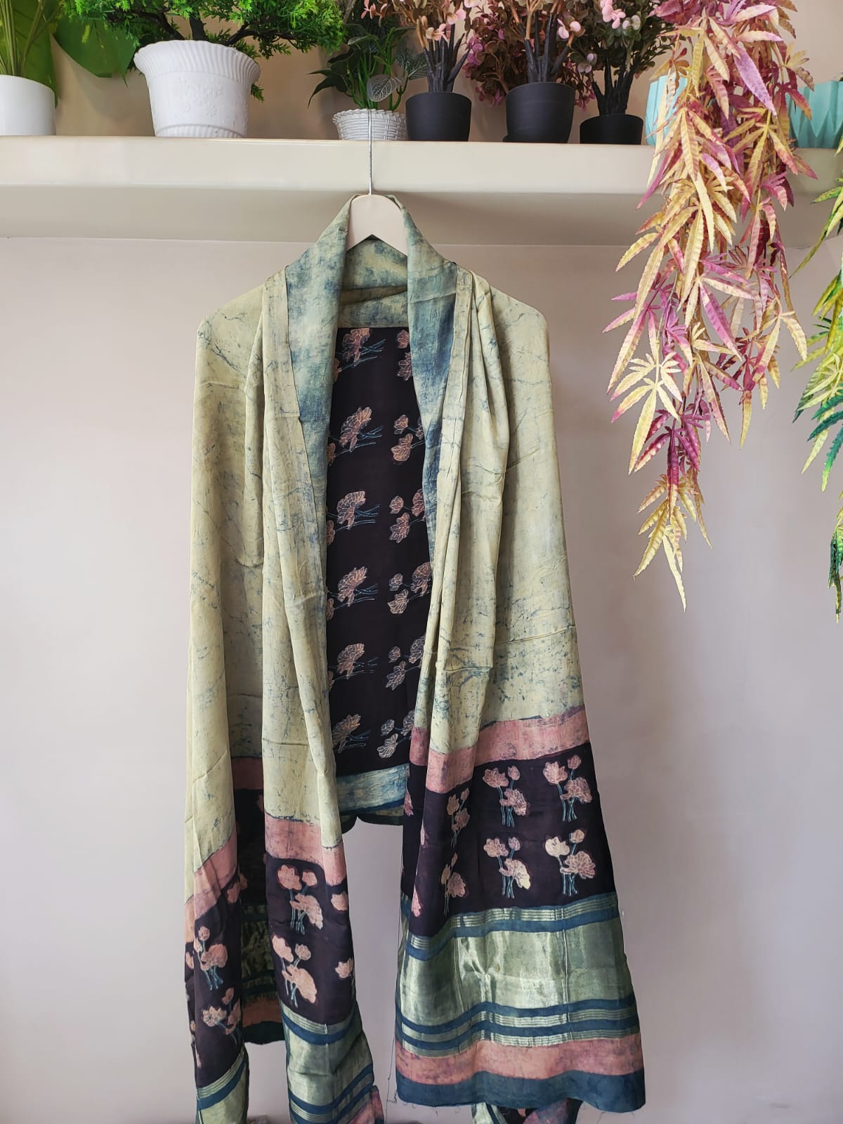 Nashpal  Tissue zari lagadi dupatta modal silk sets