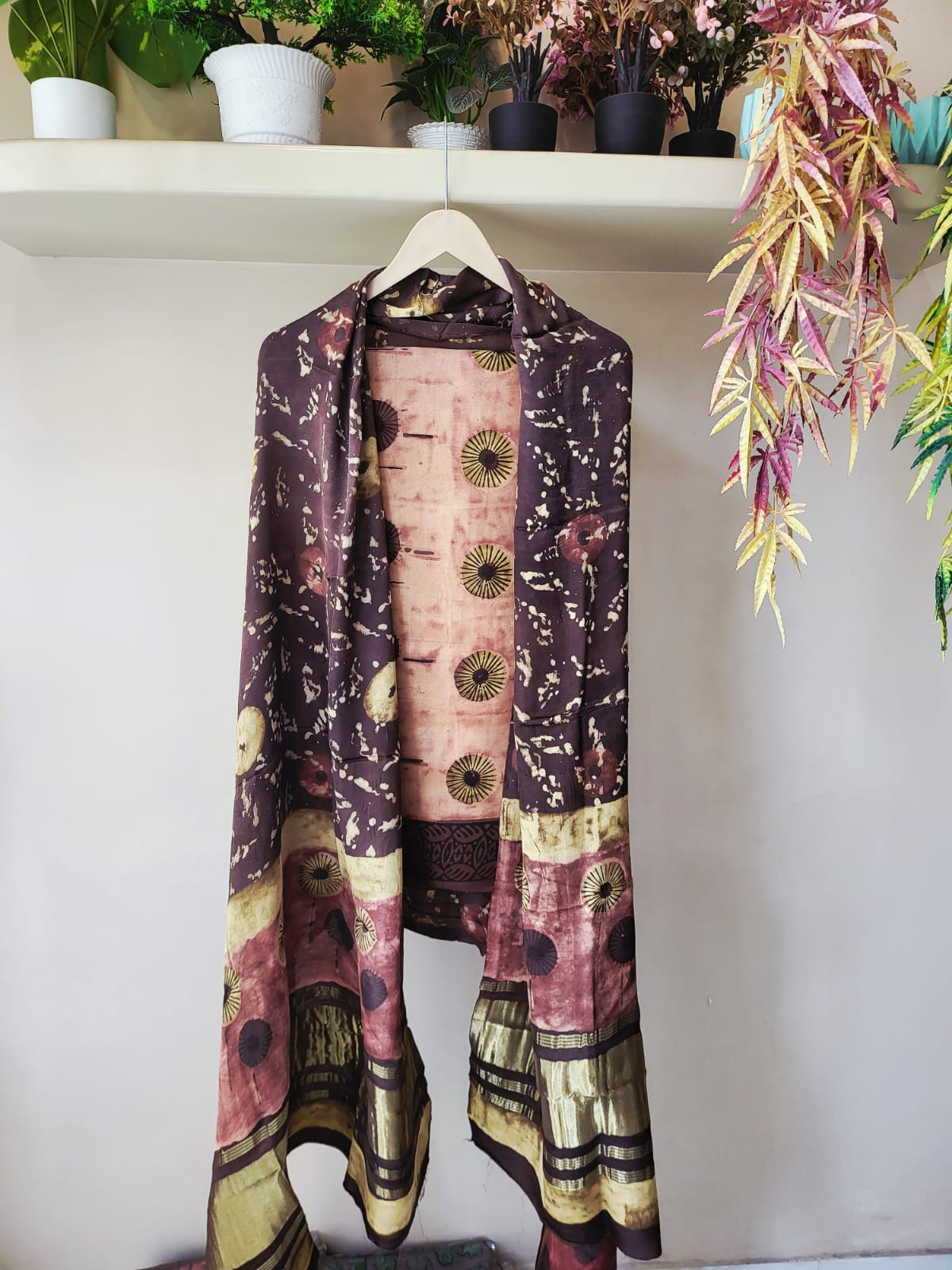 Nashpal  Tissue zari lagadi dupatta modal silk sets